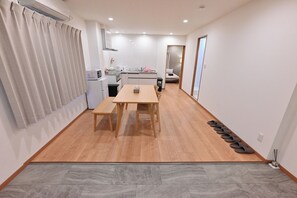 Economy Apartment, City View | Private kitchen