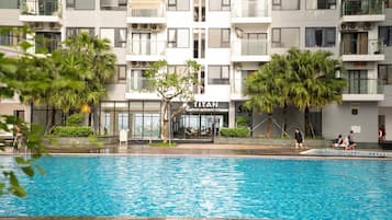 Apartamento junior, balcón, vistas a la piscina | Vistas desde la habitación
