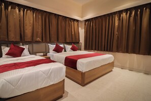 Superior Triple Room | Desk, laptop workspace, iron/ironing board, free WiFi - Ascent Star Inn (Mumbai)