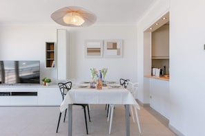 Apartamento | 2 dormitorios y Internet