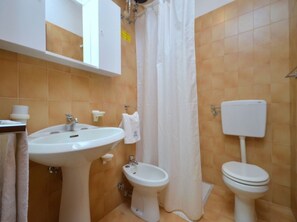 Shower - Relax in this comfortable house (Bibione)