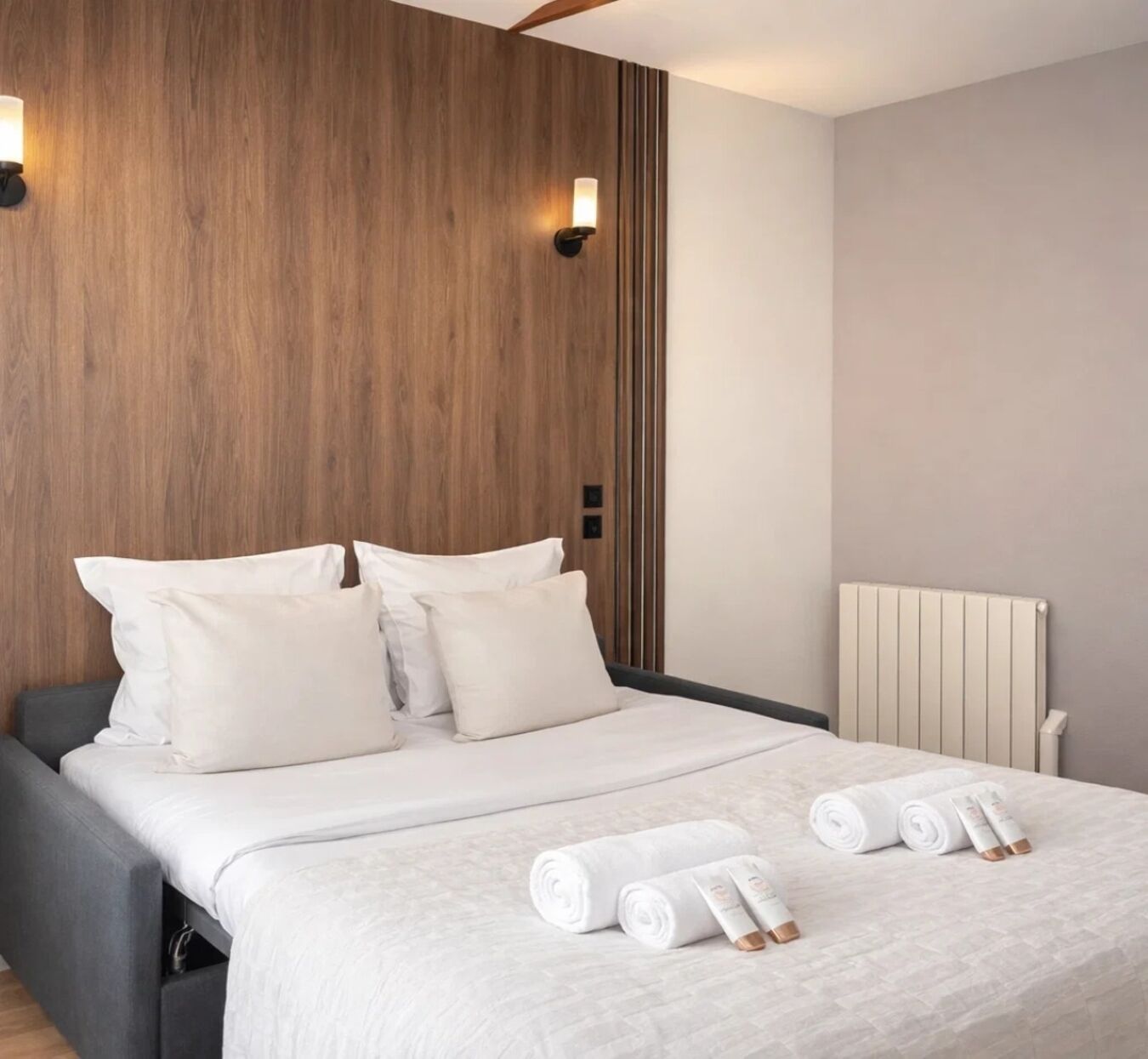 Studio Supérieur, vue cour int érieure | Vue de la chambre