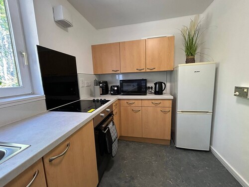 Two Bedroom Cottage in Lumsden - Contractors