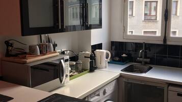 Microwave, stovetop, dishwasher