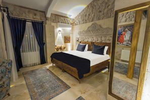 King Suite Room with Balcony - Kapadokya ByHan Otel (Nevsehir)