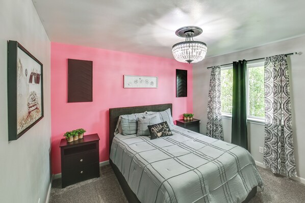 House (4 Bedrooms) | Interior