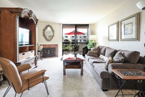TV, fireplace, table tennis