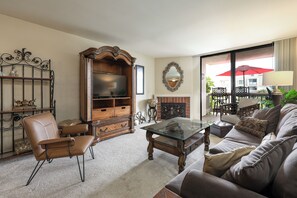 TV, fireplace, table tennis