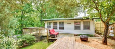 House (2 Bedrooms) | Front of property