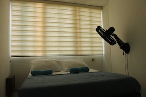 3 bedrooms, in-room safe, free WiFi, bed sheets