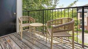 Property grounds - Landing | Beautiful 2BD, Clubhouse, Pool (Charlotte)