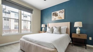 2 Schlafzimmer, Schreibtisch, Bügeleisen/Bügelbrett, WLAN