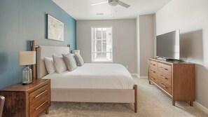 1 bedroom, desk, iron/ironing board, WiFi