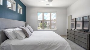 1 bedroom, desk, iron/ironing board, WiFi