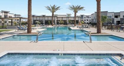 Landing | Amazing 2BD, Gym, Pool