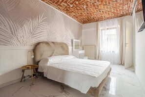 1 quarto, escrivaninha, Wi-Fi de cortesia, roupa de cama