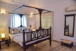 3 makuuhuonetta, silitysrauta/-lauta, Wi-Fi, vuodevaatteet