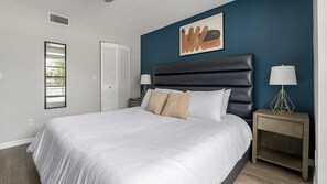 1 bedroom, desk, iron/ironing board, internet