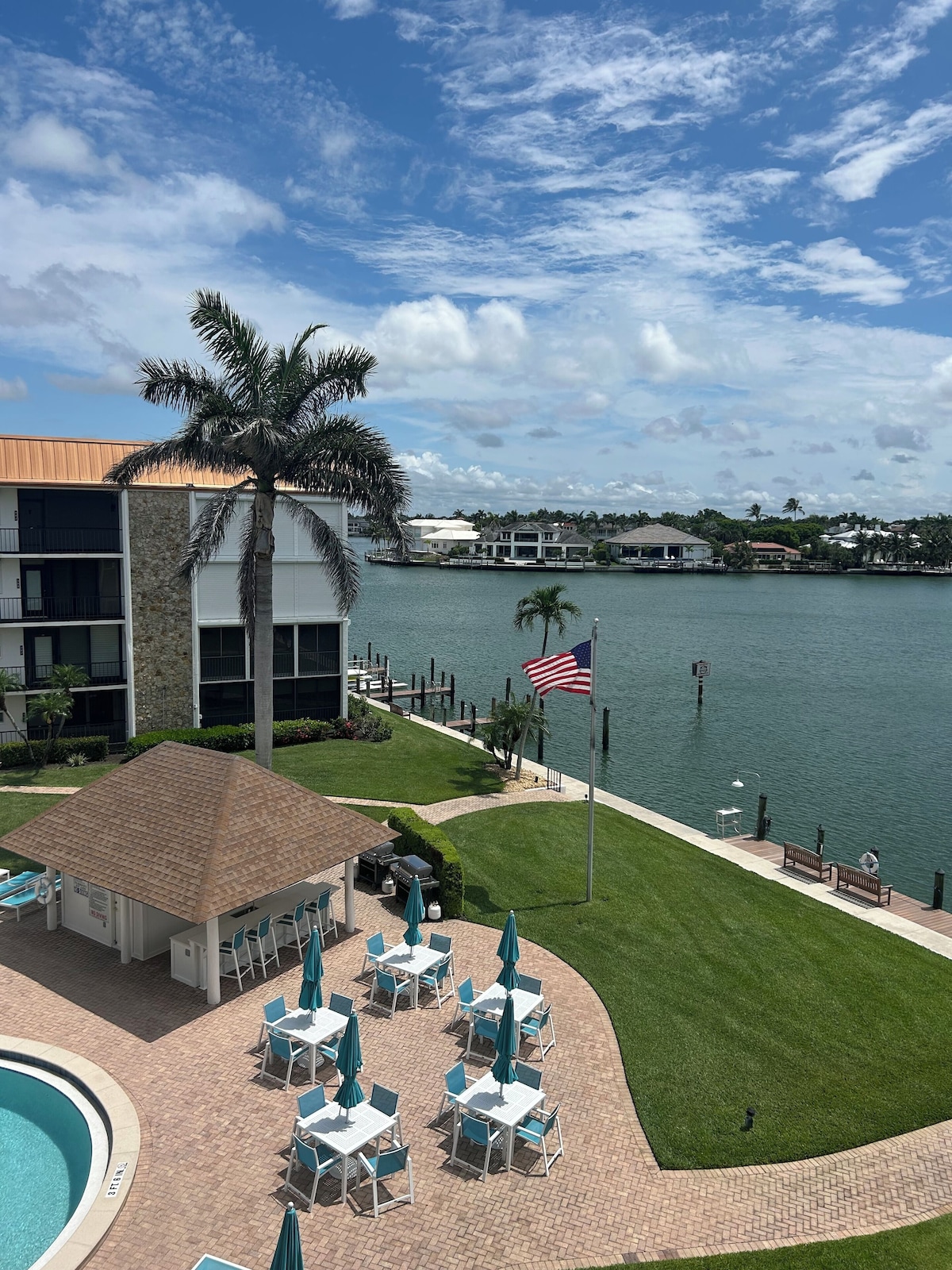 Photo 29 of Charming Bordeaux Club Condo-panoramic Gulf views in The Moorings, Naples