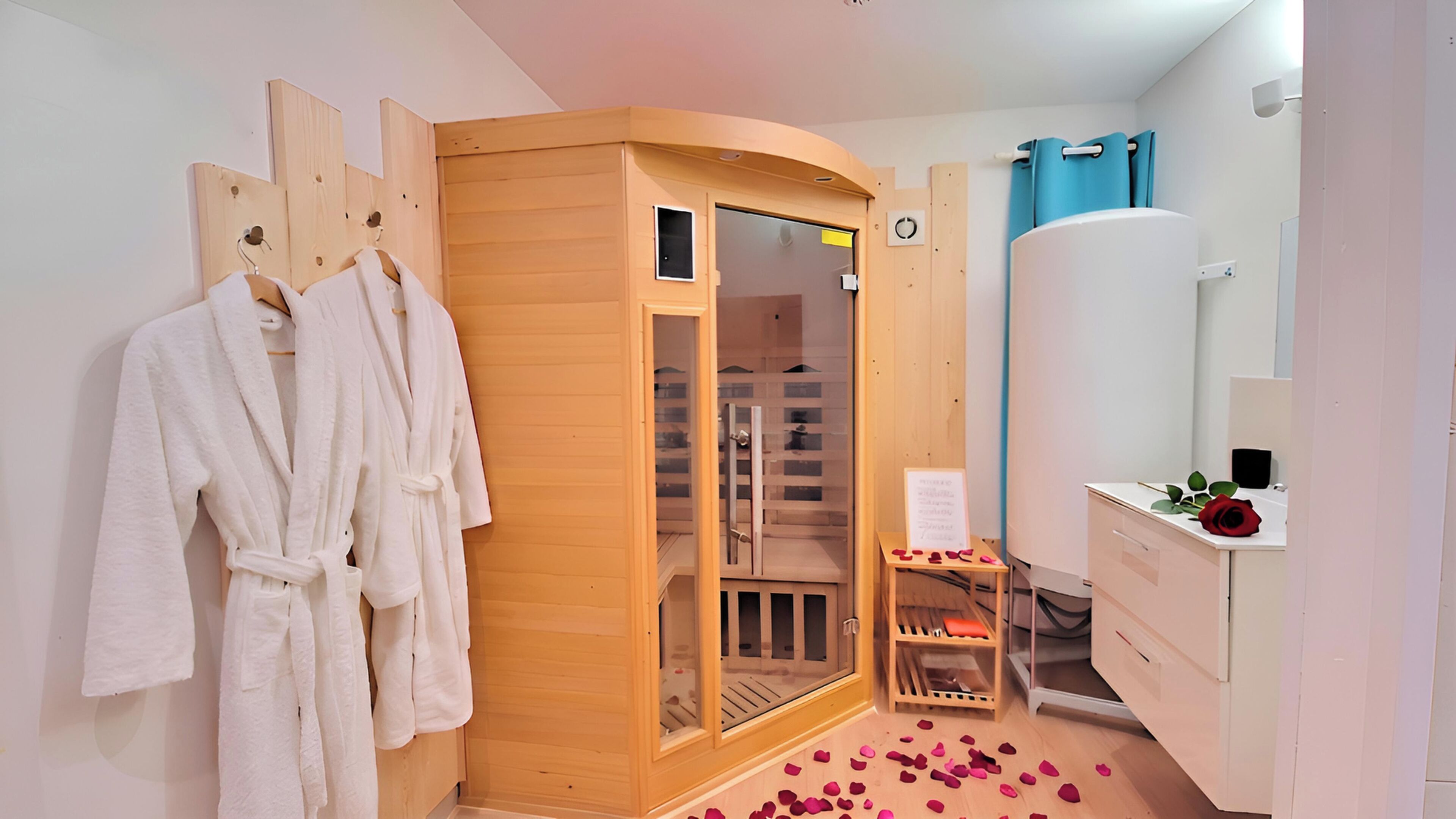 Premium Apartment, 1 Double Bed with Sofa bed, Sauna, Garden View | Bathroom | Hair dryer, slippers, soap, shampoo