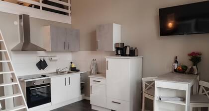 Jonica ApartHotel 3 - City Apartment