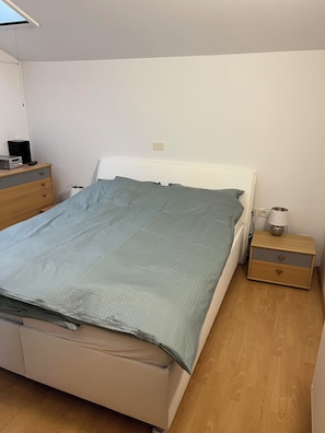 2 chambres, fer et planche à repasser, Wi-Fi