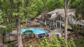 A heated pool - Poolside Retreat w/Hot Tub + Walk to LK MI Beach (New Buffalo)