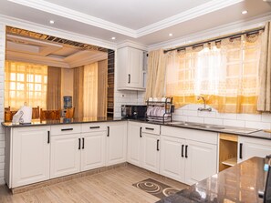 Mikrowelle, Ofen, Herdplatte