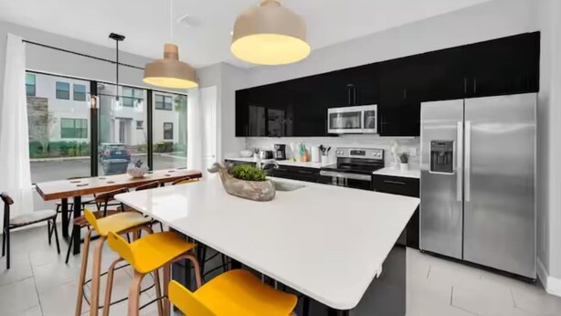 Unclassified image, 1 of 6, button - Spacious 4-bedroom townhome with WiFi, fitness room in enchanting Champions GT (CHAMPIONS GT)