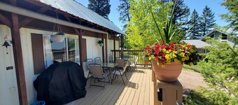 Lake side Trailer home with WiFi in Seeley Lake & Shared Dock Access!