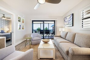 TV, offices - Ocean's Reach 1A4, Direct Gulf-Front, All Amenities Open, Top Floor/Corner (Sanibel Island)