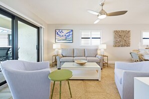 TV, offices - Ocean's Reach 1A4, Direct Gulf-Front, All Amenities Open, Top Floor/Corner (Sanibel Island)