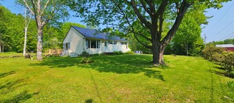 Sawyer's View Cottage- ATV Access-Pet Friendly