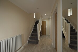 Interior - Modern 4-Bedroom House in Windsor | Near Legoland (Windsor)