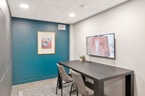 Interior - Bham Studio Escape, Gym and Walkable Location (Birmingham)