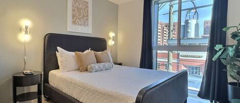 Desk, iron/ironing board, free WiFi, bed sheets