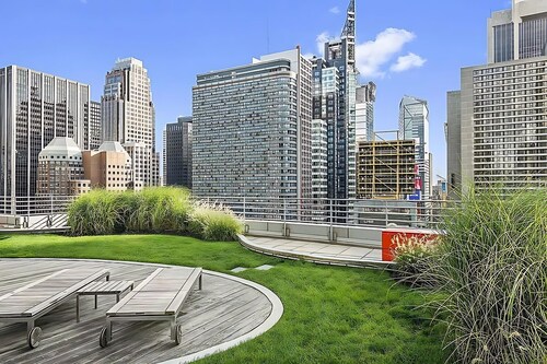 Large  1-bedroom + Office condo in terrific New York with WiFi and W/D