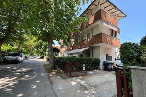 Exterior - CN017 – Cesenatico, One-Bedroom Apartment Near the Sea with Parking (Cesenatico)