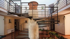 Uklassifisert bilde, 3 av 8, knapp