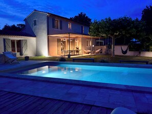 Pool - Family home near Avignon (Morières-lès-Avignon)