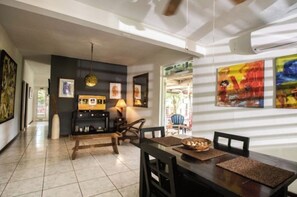 Interior - DK Back Yard Surf Shack- Complete Apartment (Arecibo)