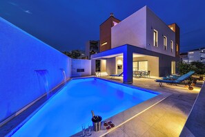Utomhuspool