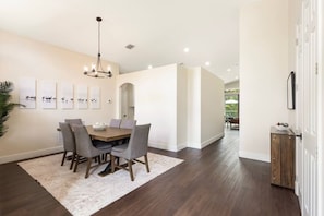 Dining - Saddle Up in Style - Heated Pool (Wellington)