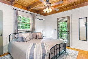 3 Schlafzimmer, Bügeleisen/Bügelbrett, Reisekinderbett, kostenloses WLAN