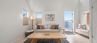 Montara Penthouse — Elevated Comfort Above Downtown Half Moon Bay