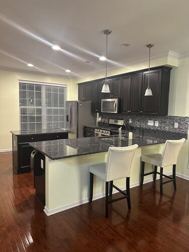 Immaculate 4Br house near BWI & MD Live!