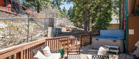 Maison, balcon, vue sur la montagne | Terrasse/patio