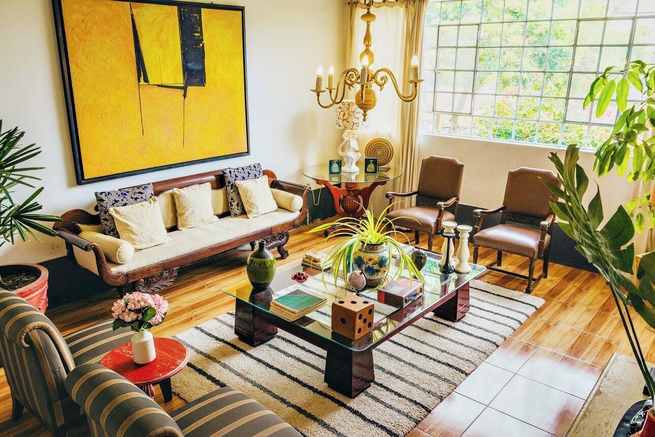 Smart TV, foosball, stereo