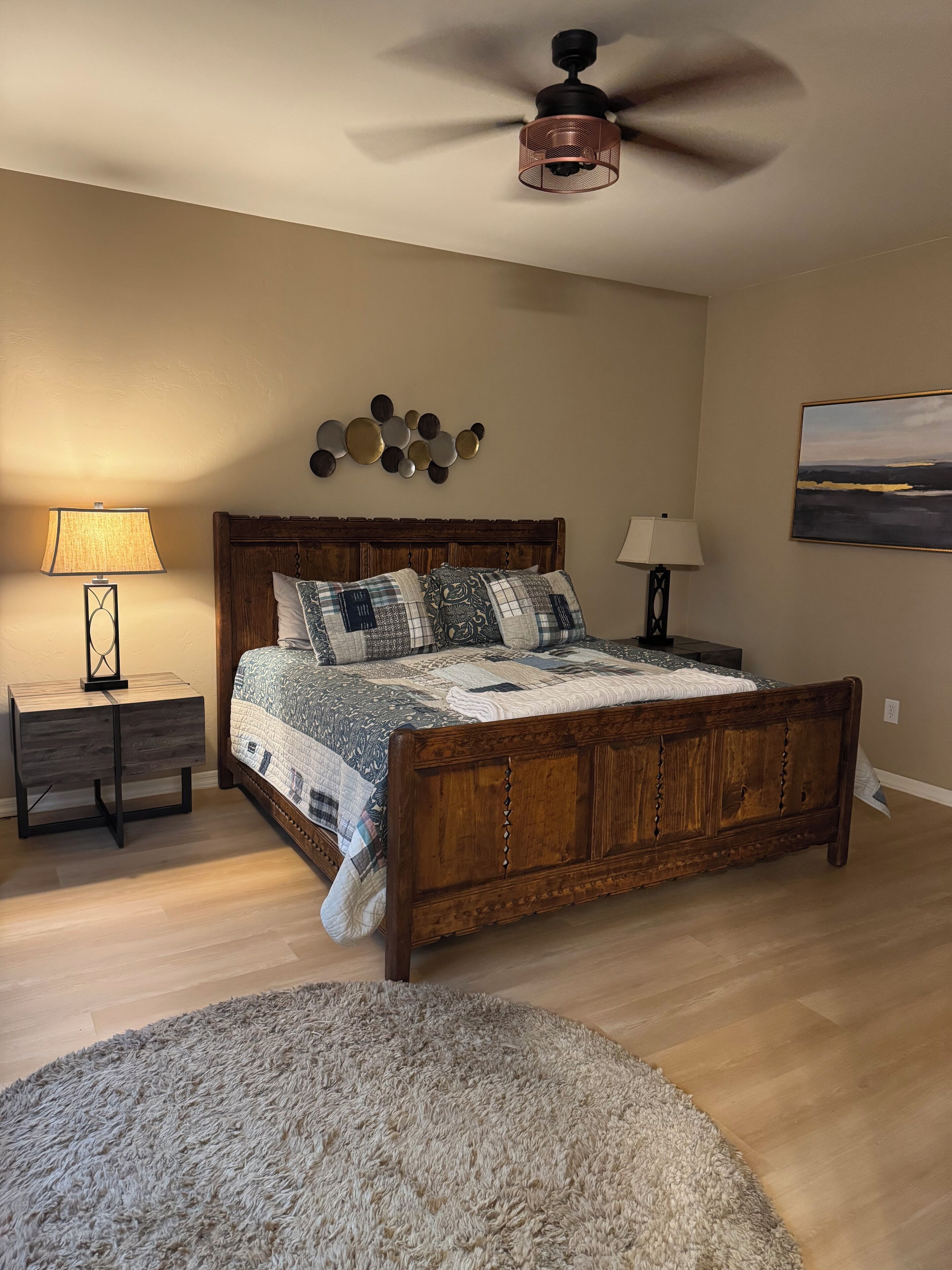 3 bedrooms, desk, iron/ironing board, free WiFi