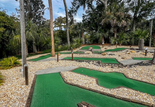 The Salty Egret - Free Pool Pass